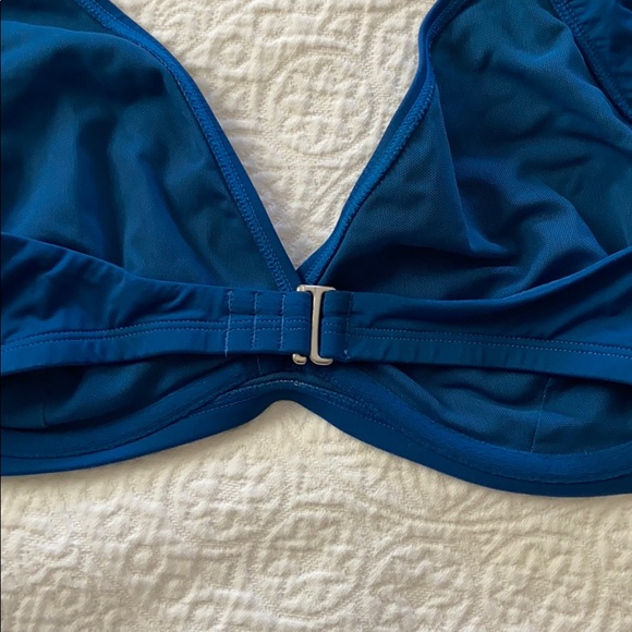 Athleta Bra Cup Wrap Halter Bikini Top - Picture 4 of 4